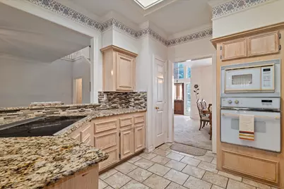 1121 Lakestream Drive, Plano, TX 75075 - Photo 11