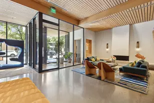 2408 Victory Park Ln, Dallas, TX 75219 - Photo 19