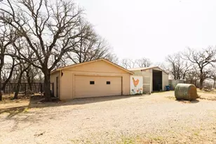505 Spring Valley Rd, Paradise, TX 76073 - Photo 35