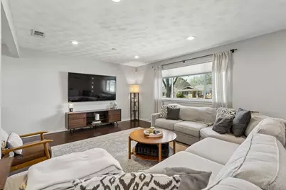 8450 Sweetwater Drive, Dallas, TX 75228 - Photo 7