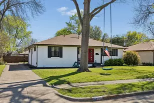 8450 Sweetwater Dr, Dallas, TX 75228 - Photo 3