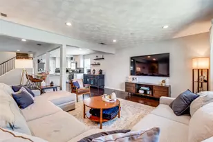 8450 Sweetwater Dr, Dallas, TX 75228 - Photo 7