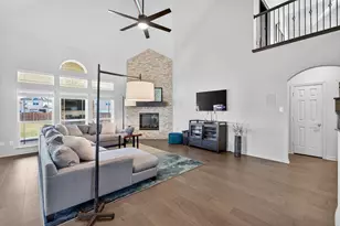 1526 Spring Hill Dr, Cedar Hill, TX 75104 - Photo 11