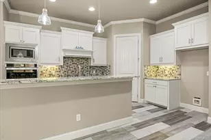 3424 Fountain Way, Granbury, TX 76049 - Photo 19