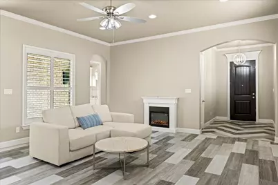 3424 Fountain Way, Granbury, TX 76049 - Photo 9