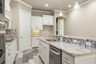 3424 Fountain Way, Granbury, TX 76049 - Photo 21