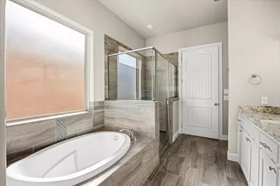 3424 Fountain Way, Granbury, TX 76049 - Photo 25