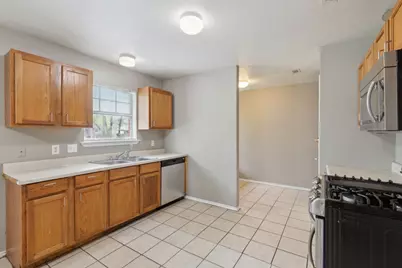 806 E College Street, Terrell, TX 75160 - Photo 11