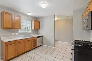 806 E College St, Terrell, TX 75160 - Photo 11