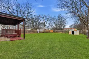 853 Nash St, Garland, TX 75040 - Photo 23