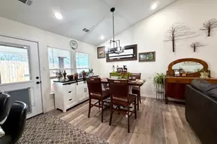 12107 Split Oak Dr, Poynor, TX 75782 - Photo 9