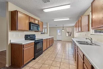 5404 Pandale Valley Drive, McKinney, TX 75071 - Photo 7