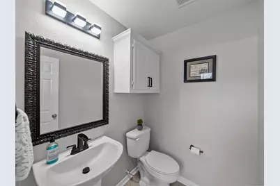 7804 Cherry Creek Drive, Plano, TX 75025 - Photo 17