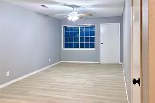 1511 Laurel Ln, Plano, TX 75074 - Photo 7