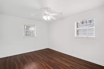 2209 Barbell Lane, Fort Worth, TX 76111 - Photo 13