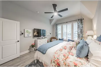 1076 Fleetwood Drive, Justin, TX 76247 - Photo 5