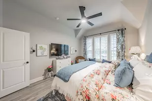 1076 Fleetwood Dr, Justin, TX 76247 - Photo 5