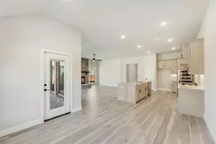 1076 Fleetwood Dr, Justin, TX 76247 - Photo 23