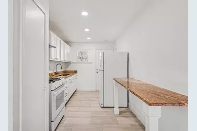 2211 Barbell Lane, Fort Worth, TX 76111 - Photo 9