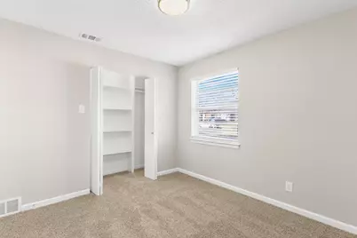 714 Pleasant Valley Road, Garland, TX 75040 - Photo 15