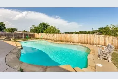 125 Timber Cross Court, Azle, TX 76020 - Photo 13