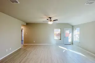 4248 Trickling Crk Ln, Fort Worth, TX 76036 - Photo 5