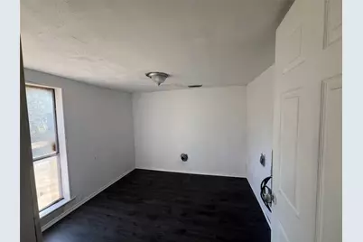 1104 Bell Drive, Greenville, TX 75401 - Photo 11