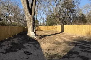 225 McWhorter St, Mineola, TX 75773 - Photo 15