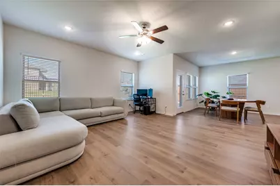 3876 Lyndhurst Avenue, Little Elm, TX 75068 - Photo 7