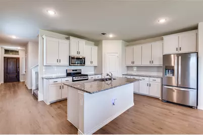 3876 Lyndhurst Avenue, Little Elm, TX 75068 - Photo 3