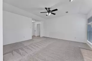 134 Lynnie Penny Ln, Midlothian, TX 76065 - Photo 3