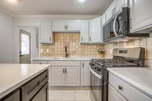 4901 Camille Ct, Fort Worth, TX 76135 - Photo 11