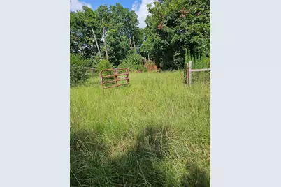 4266 Saint Vincent Avenue, Shreveport, LA 71108 - Photo 3