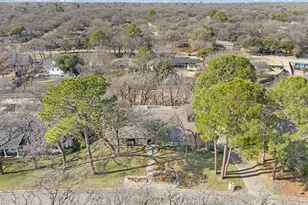 1021 Edgecliff Dr, Bedford, TX 76022 - Photo 17