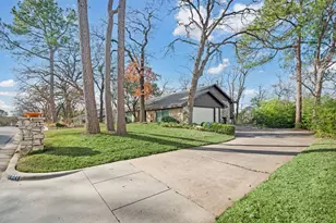 1021 Edgecliff Dr, Bedford, TX 76022 - Photo 3