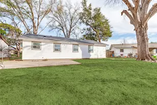 1806 Cunningham St, Irving, TX 75062 - Photo 23