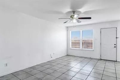 4600 Alamosa Street, Fort Worth, TX 76119 - Photo 7