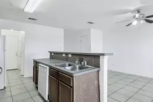 4600 Alamosa St, Fort Worth, TX 76119 - Photo 13