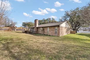 1000 Dorsey St, Burleson, TX 76028 - Photo 31
