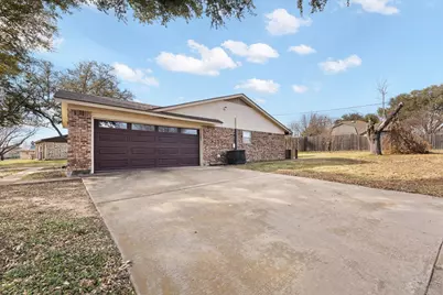 1000 Dorsey Street, Burleson, TX 76028 - Photo 5