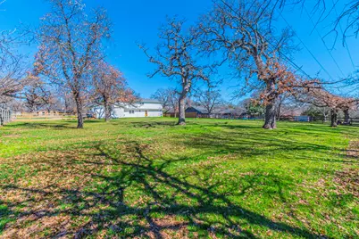 320 Cross Timbers Drive, Lewisville, TX 75077 - Photo 37