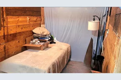 1201 W Market Street, Honey Grove, TX 75446 - Photo 7