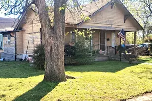 1201 W Market St, Honey Grove, TX 75446 - Photo 11