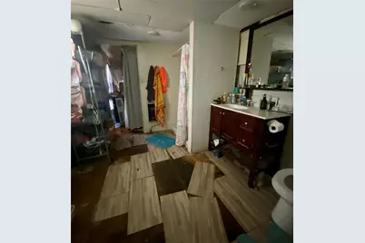 1201 W Market Street, Honey Grove, TX 75446 - Photo 9