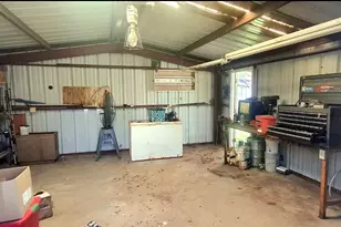 1201 W Market St, Honey Grove, TX 75446 - Photo 13