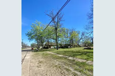 1201 W Market Street, Honey Grove, TX 75446 - Photo 25