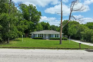 190 Trail Dr, Bowie, TX 76230 - Photo 39