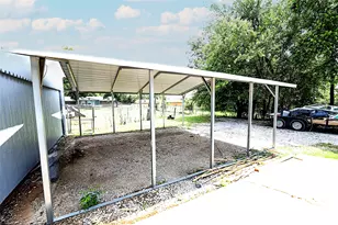 190 Trail Dr, Bowie, TX 76230 - Photo 31