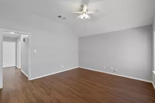 518 Leuty St, Justin, TX 76247 - Photo 7