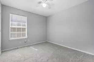 518 Leuty St, Justin, TX 76247 - Photo 19